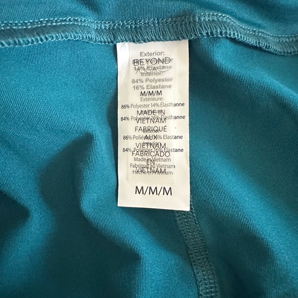 NWT Beyond Yoga Court Advantage Athletic Skirt Skort Teal sz Medium - Picture 7 of 7
